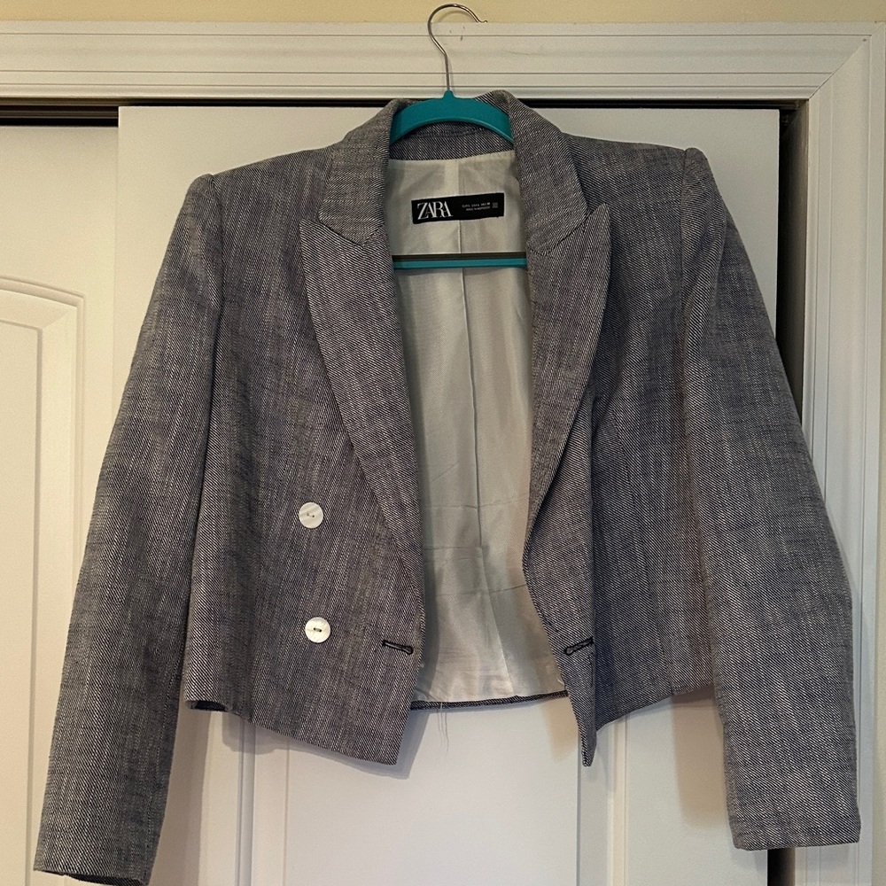 Zara Women's Classic Gray Blazer